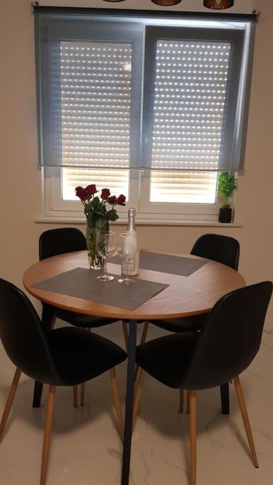 Mias Luxury Apartment 리예카 외부 사진