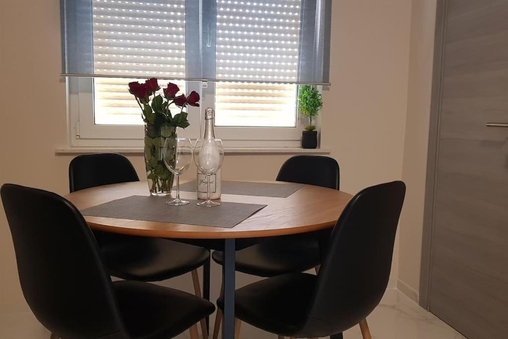 Mias Luxury Apartment 리예카 외부 사진